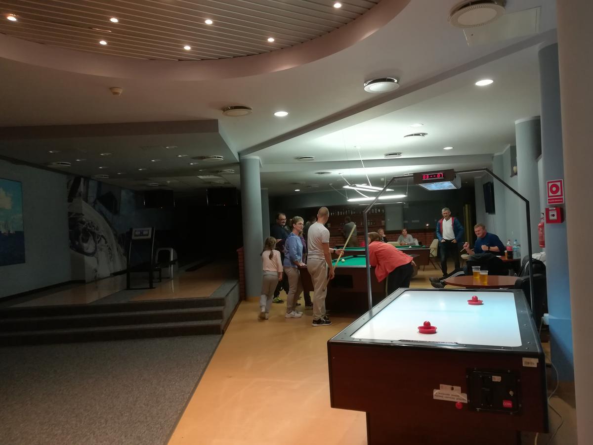 Osrodek Szkoleniowo - Wypoczynkowy Guzianka Hotell Ruciane-Nida Eksteriør bilde