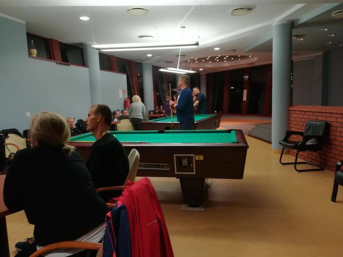 Osrodek Szkoleniowo - Wypoczynkowy Guzianka Hotell Ruciane-Nida Eksteriør bilde